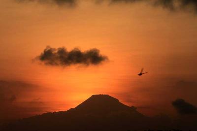 Gunung Sindoro di Temanggung, Jawa Tengah. Dok Tempo/Aris Andrianto
