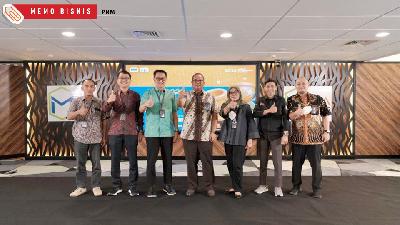 Program pelatihan dan kompetisi yang diberikan kepada seluruh siswa-siswi SMK di seluruh Indonesia tentang kewirausahaan dalam program Madani Entrepreneur Academy (MEA) yang diberikan oleh PT Permodalan Nasional Madani (PNM) bekerja sama dengan Micro Madani Institute (MMI).
