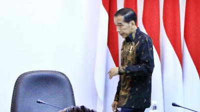 Presiden Joko Widodo memimpin rapat terbatas di Kantor Presiden, kompleks Istana Kepresidenan, Jakarta, Januari 2019. TEMPO/Subekti