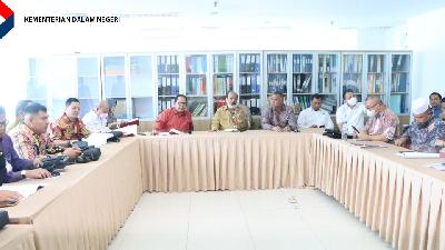 Audiensi pimpinan dan anggota Dewan Perwakilan Rakyat Daerah (DPRD) Sumatera Utara (Sumut) di Kantor Kemendagri, Jakarta, Senin, 3 Oktober 2022.