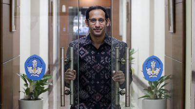 Menteri Pendidikan, Kebudayaan, Riset dan Teknologi, Nadiem Makarim  di kantor Kemendikbud Ristek, Jakarta,  14 Oktober 2022. TEMPO/M Taufan Rengganis
