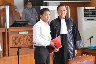 Terdakwa kasus pembunuhan Brigadir J, Richard Eliezer alias Bharada RE menjalani sidang perdana di Pengadilan Negeri Jakarta Selatan, Jakarta, 18 Oktober 2022. TEMPO/ Febri Angga Palguna