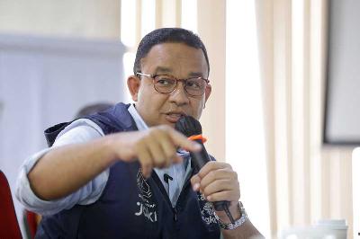 Anies Baswedan saat mengunjungi kantor Tempo di Palmerah, Jakarta, 11 Oktober 2022. TEMPO/M Taufan Rengganis