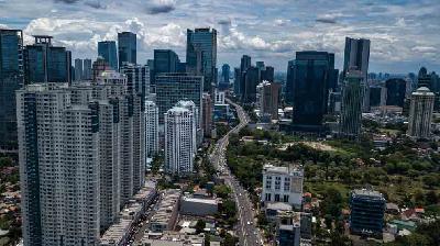 Deretan gedung bertingkat di Jakarta, 24 Oktober 2022. Tempo/Tony Hartawan