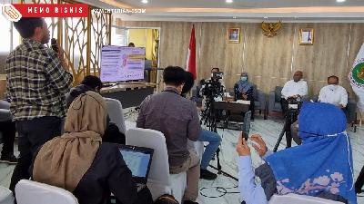 Konferensi pers penetapan Peraturan Menteri (Permen) ESDM Nomor 12 Tahun 2022 tentang Peraturan Pelaksanaan Peraturan Presiden (Perpres) Nomor 41 Tahun 2016 tentang Tata Cara Penetapan dan Penanggulangan Krisis Energi dan/atau Darurat Energi, Jakarta, Rabu, 16 November 2022.