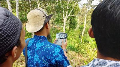 BPDLH’s visit to the location of KTH Mekarjaya in Sukabumi, West Java, August 26.
Photo: Absolute Indonesia
