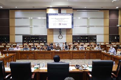 Suasana Rapat Komisi III DPR RI membahas RUU KUHP di Kompleks Parlemen, Senayan, Jakarta, 14 November 2022. TEMPO/M Taufan Rengganis