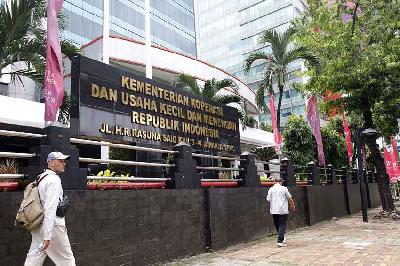 Gedung Kementerian Koperasi dan Usaha Kecil dan Menengah (Kemenkop Ukm) di Jalan HR Rasuna Said, Jakarta, 26 Oktober 2022. TEMPO/M Taufan Rengganis