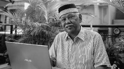 Ketua Dewan Pers, Azyumardi Azra  di kediamannya, Ciputat, Tangerang Selatan, Banten, 27 Mei 2022. TEMPO/M Taufan Rengganis