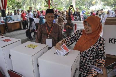 Simulasi pemungutan dan pencoblosan surat suara Pemilu di Taman Suropati, Jakarta. Dok Tempo/Muhammad Hidayat