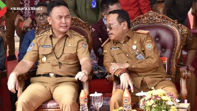Gubernur Kalimantan Tengah Sugianto Sabran (kiri) dan Sekertaris Daerah Nuryakin.