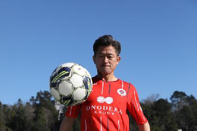 Pemain Portugal Oliveirense, Kazuyoshi Miura. Twitter/@oliveirense_sad