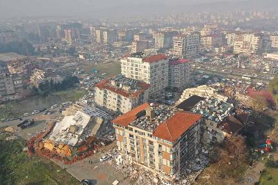 Kondisi Kota Hatay setelah gempa di Turki, 7 Februari  2023. REUTERS/Umit Bektas