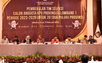 Pembekalan tim seleksi calon anggota KPU provinsi periode 2023-2028 di Jakarta, 5 Februari 2023. kpu.go.id