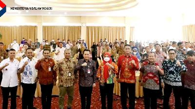 Rapat Koordinasi Nasional (Rakornas) Pengelolaan Dana Transfer, Pinjaman, dan Obligasi Daerah di Bukit Randu Hotel, Bandar Lampung, Kamis, 2 Februari 2023.