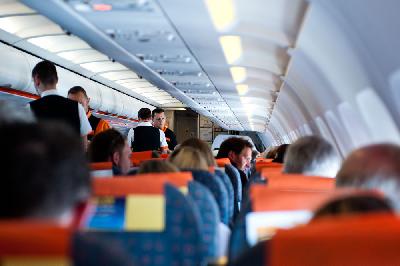Ilustrasi kursi penumpang pesawat. Shutterstock.