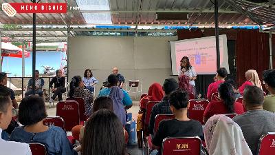 The launching of Warung Sikumbang (Bersih, Kumpulkan, dan Timbang; Clean, Collect and Weigh),