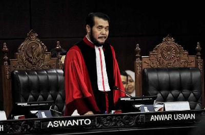 Ketua Mahkamah Konstitusi, Anwar Usman. TEMPO/Hilman Fathurrahman W