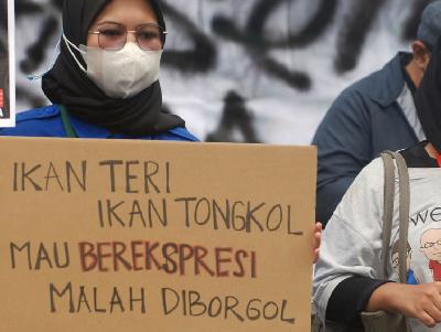 Aksi protus soal kebebasan berekspresi di Bandung, Jawa Barat, 20 Agustus 2022. TEMPO/Prima mulia