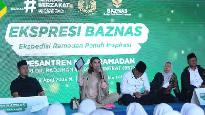 Najwa Shihab membekali 300 santri agar siap menghadapi era Society 5.0. Pimpinan Baznas Saidah Sakwan akan melanjutkan kerja sama dengan TNI AL menggelar pesantren kilat di sejumlah provinsi.