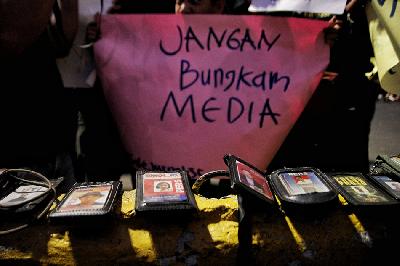 Jurnalis melakukan aksi menolak kekerasan terhadap Jurnalis di Jakarta, 26 September 2019. TEMPO/ Hilman Fathurrahman W