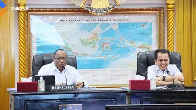 Kementerian Dalam Negeri berharap tidak ada lagi tunggakan pembayaran beasiswa di Papua. #infotempo