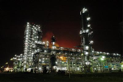 PT Rekayasa Industri (Rekind) sebagai kontraktor untuk Kilang Blue Sky Balongan yang dimiliki oleh PT Pertamina di Jawa Barat. rekayasa.com