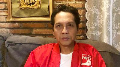 Yan Chrisna  Ketua DPD PSI Rembang di rumah pribadinya, Rembang, Jawa Tengah,  16 April 2023. Dok. Istimewa