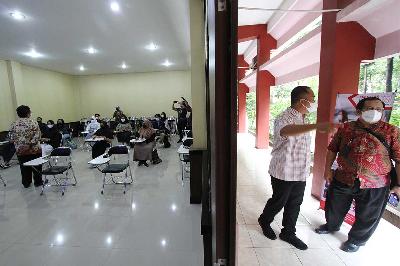 Ilustrasi dosen pengajar di di sebuah kampus di Jawa Tengah. Dokumentasi TEMPO/Bram Selo