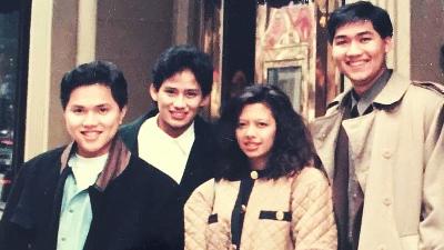 A screenshot of an old picture shows Erick Thohir (left), Sandiaga Uno, and Muhammads Luthfi (right) during their student days in the United States. 
Instagram Sandiaga Uno Doc.
