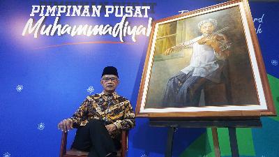 Haedar Nashir, General Chair of the Muhammadiyah Central Board, at the Muhammadiyah Headquarters in Yogyakarta, May 6.
Tempo/Shinta Maharani

