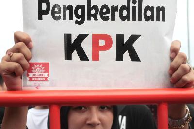 Ilustrasi unjuk rasa menolak revisi UU KPK di kawasan Titik Nol Kilometer, Yogyakarta. Dokumentasi TEMPO/STR/Pius Erlangga