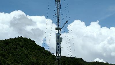 A Bakti’s 4G base transceiver station (BTS) at Asologaima District, Jayawijaya Regency, Papua. 
Special Photo
