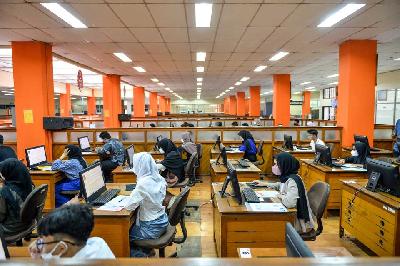 Ujian masuk perguruan tinggi di Bandung, Jawa Barat, 8 Mei 2023. ANTARA/Raisan Al Farisi