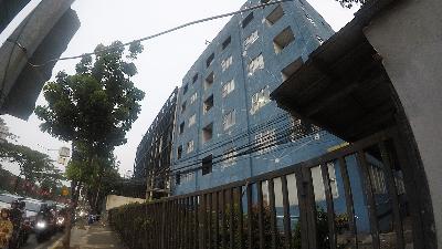 Sansaine Exindo office building on Jalan Sultan Agung No. 7, Jakarta, June 23.
TEMPO/Subekti
