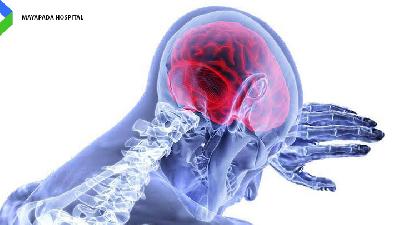 Operasi bedah kepala dengan sistem neuronavigasi dan visualisasi robotik dapat menentukan letak tumor secara presisi.