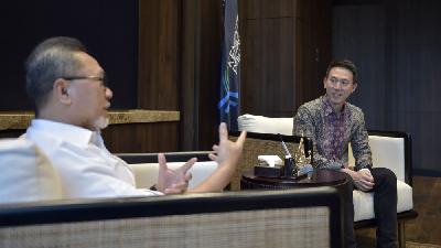 Menteri Perdagangan Zulkifli Hasan (kiri) menerima kunjungan Chief Executive Officer TikTok Shou Zi Chew, di Kantor Kementerian Perdagangan, Jakarta, 14 Juni 2023. Kemendag.co.id