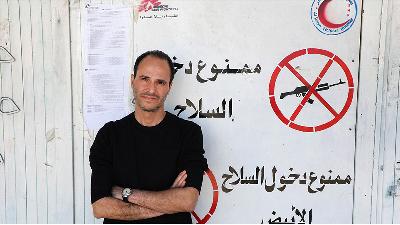 Médecins Sans Frontières (MSF) President Dr. Christos Christou in Yemen. 
Photo Courtesy of Majd Aljunaid/MSF
