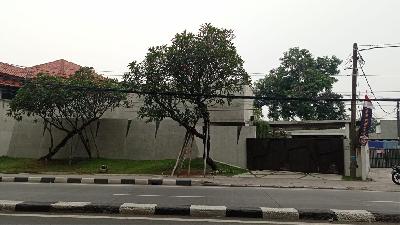 Kantor PT Kindah Abadi Utama di Jalan Raya Lenteng Agung, Jakarta, 27 Juli 2023. TEMPO/Avit Hidayat