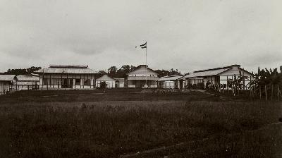 Perkemahan militer di kamp pengasingan tahanan politik di Tanahmerah (Digul Atas), Papua, pada 1938/KITLV
