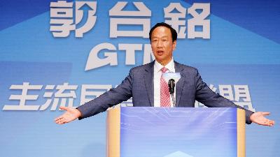 Terry Gou, pendiri Foxconn mengumumkan pencalonannya sebagai presiden Taiwan, di Taipei, Taiwan, 28 Agustus 2023. REUTERS/Ann Wang