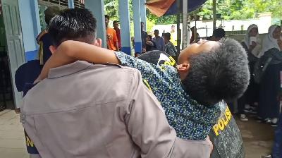 Siswa SMP Negeri 022 Batam yang terkena gas air mata saat terjadi demo di Pulau Rempang, 7 September 2023/Antara