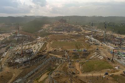 Foto udara proses pembangunan di Kawasan Inti Pusat Pemerintahan (KIPP) Ibu Kota Negara (IKN) Nusantara, Penajam Paser Utara, Kalimantan Timur, 22 Agustus 2023. ANTARA/M Risyal Hidayat