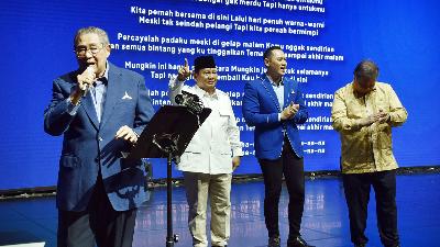 Ketua Majelis Tinggi Partai Demokrat Susilo Bambang Yudhoyono, bersama Bakal Calon Presiden Prabowo Subianto, dalam Rapimnas Partai Demokrat di JCC, Jakarta, 21 September 2023. Tempo/M Taufan Rengganis