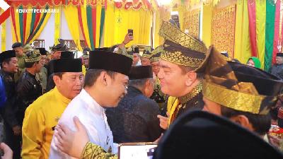 Pemberian gelar mewajibkan untuk memberikan kontribusi kepada masyarakat dan negara sebagai salah satu orang Melayu Riau.
