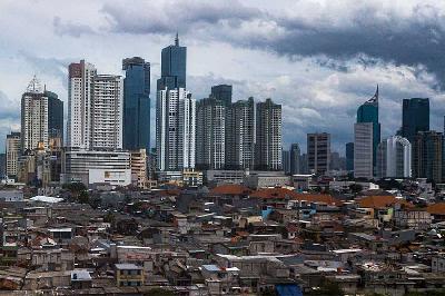 Gedung gedung bertingkat di pusat kota Jakarta, 29 Desember 2022. Tempo/Tony Hartawan