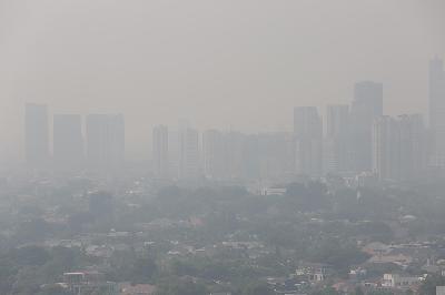 Polusi udara di Jakarta, 24 Oktober 2024.  TEMPO/Subekti