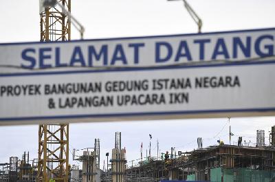 Suasana pembangunan Kawasan Inti Pusat Pemerintahan (KIPP) Ibu Kota Negara (IKN) Nusantara, Penajam Paser Utara, Kalimantan Timur, 7 Desember 2023. ANTARA/M Risyal Hidayat