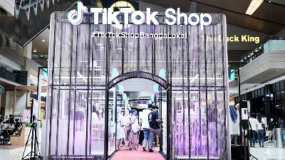 Exhibition of local Indonesian fashion brands titled TikTok Shop For Your Fashion at Kota Kasablanka Mall, August 2022.
TikTok Doc.
