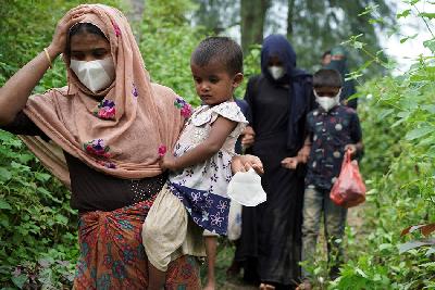 Imigran Rohingya tiba di Muara Tiga, Kabupaten Pidie, Aceh,14 November 2023. REUTERS/Hidayatullah Tajuddin